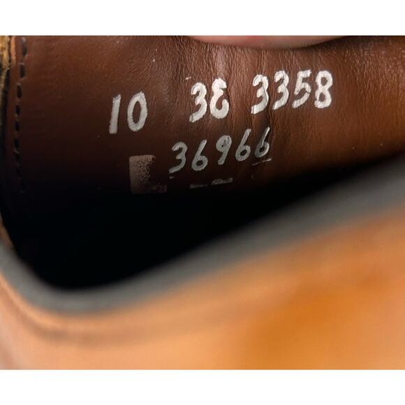 Allen Edmonds Clifton Mens Size 10 D Walnut Brown Cap-Toe Brogue Oxford Shoe